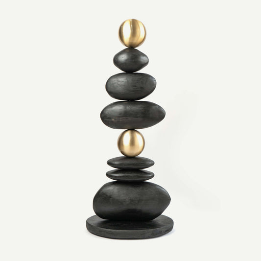 TWINKLE TOTEM 38(L) x 61(B) x 137.2(H)
