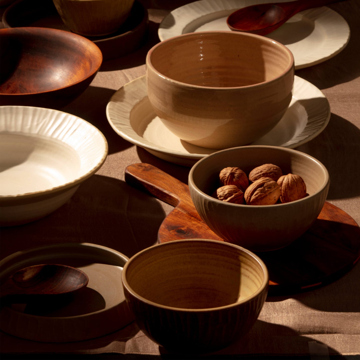 CACAO CEREAL BOWL 15.8(長さ) x 15.8(幅) x 7.5(高さ); 直径: 15.8