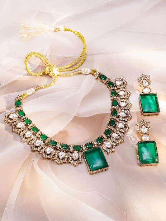 Chic Green Kundan Necklace Set フリーサイズ