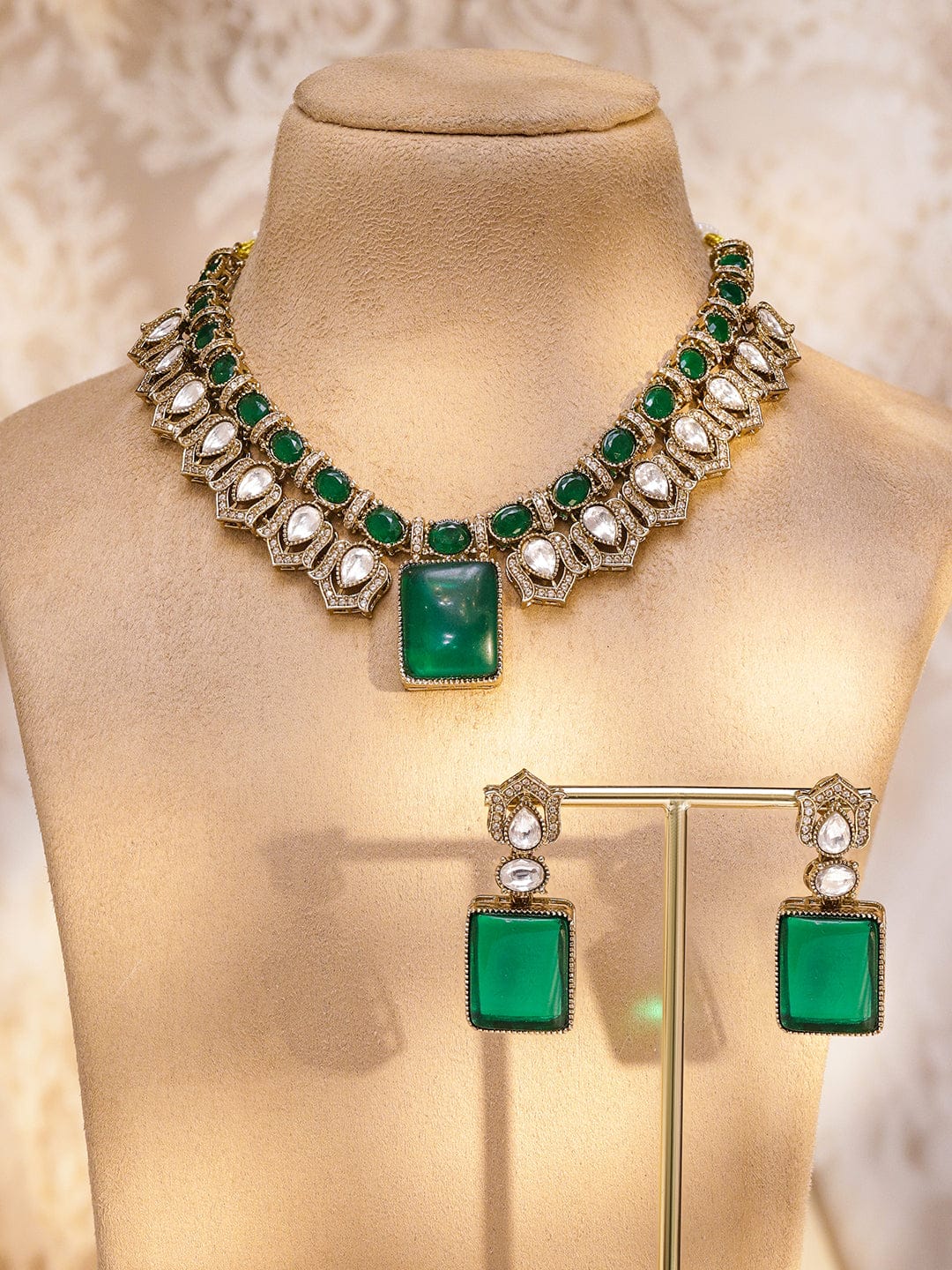 Chic Green Kundan Necklace Set フリーサイズ