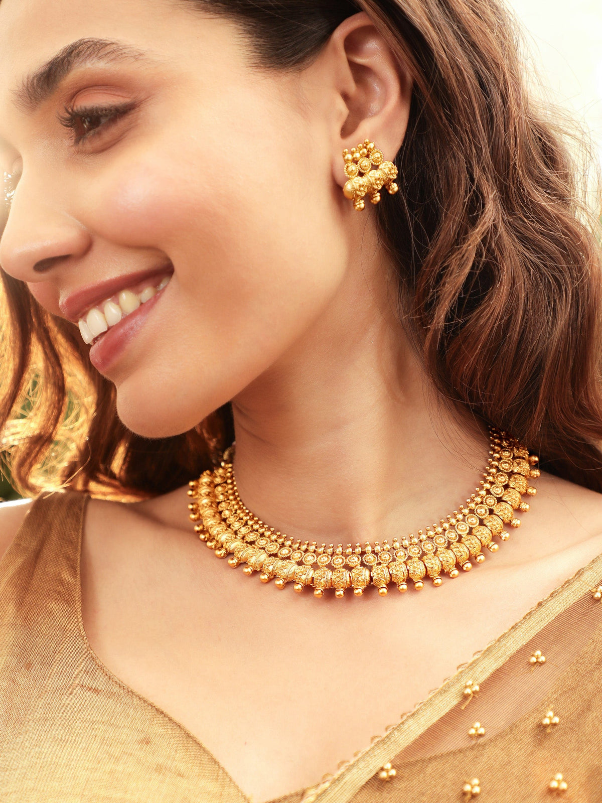 Floral Motif Golden Necklace Set Gold