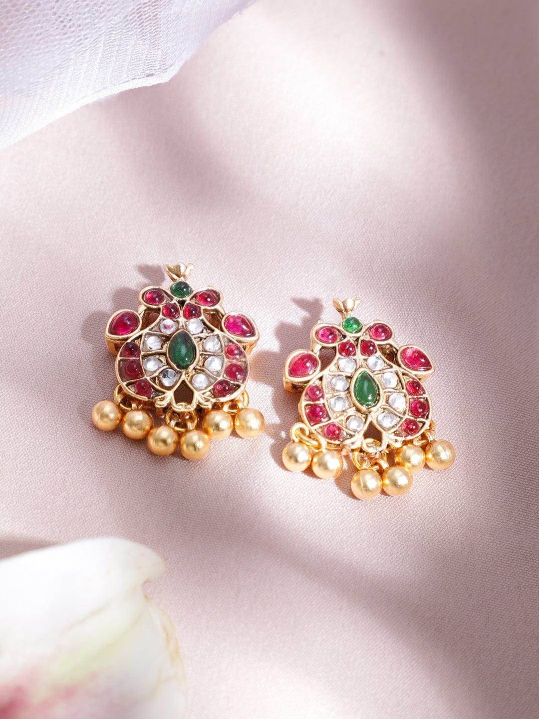 Charming Green Red Kundan Pendant Set Gold