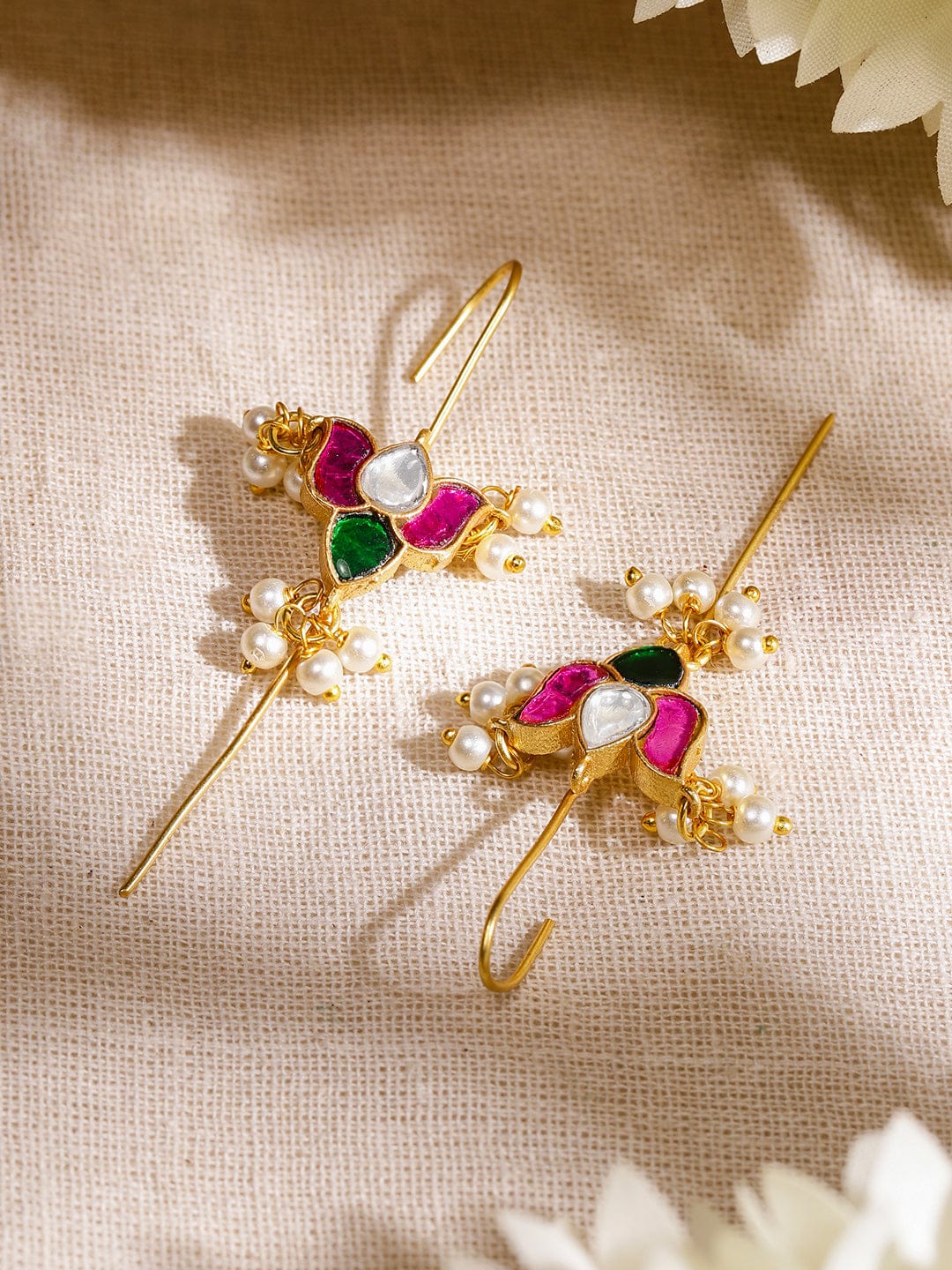 Gleaming White Pink Kundan Ear Cuffs フリーサイズ