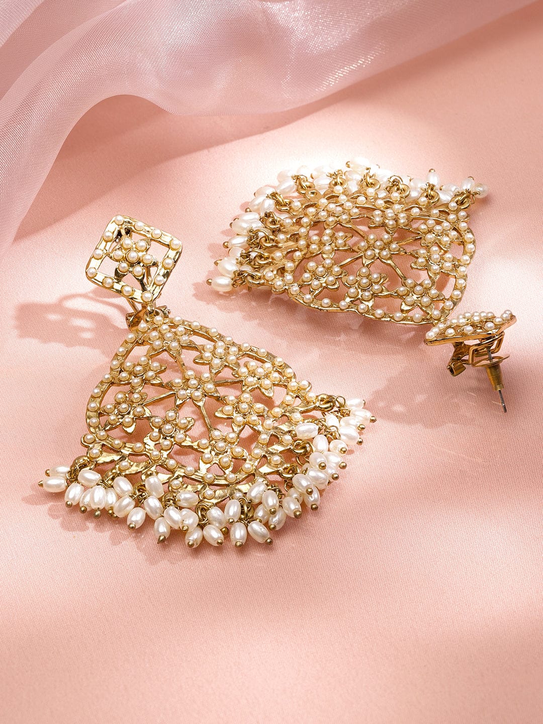 Golden Edge Pearl Dangler Earrings フリーサイズ