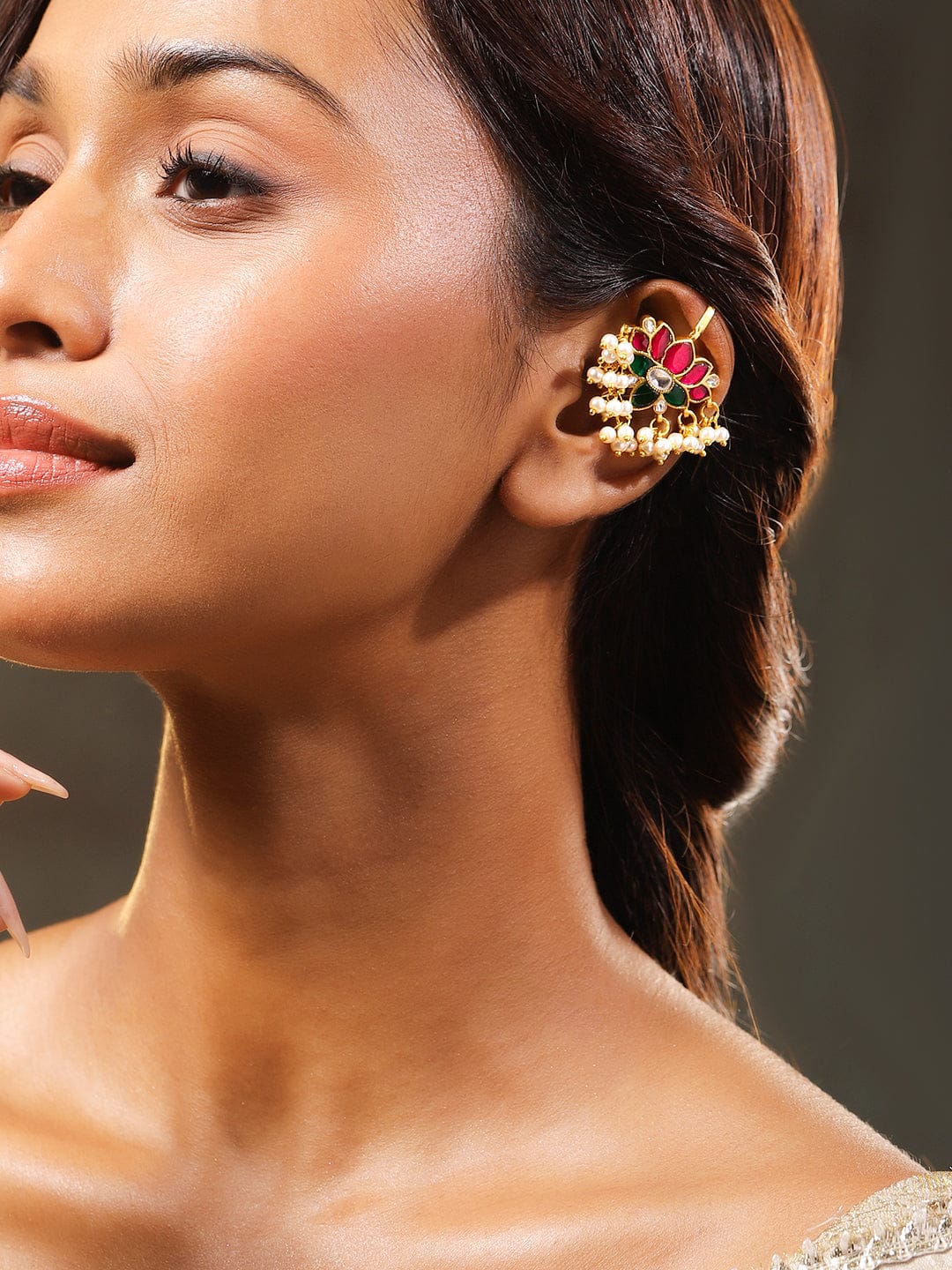 Handcrafted Lotus Pearl Ear Cuff フリーサイズ