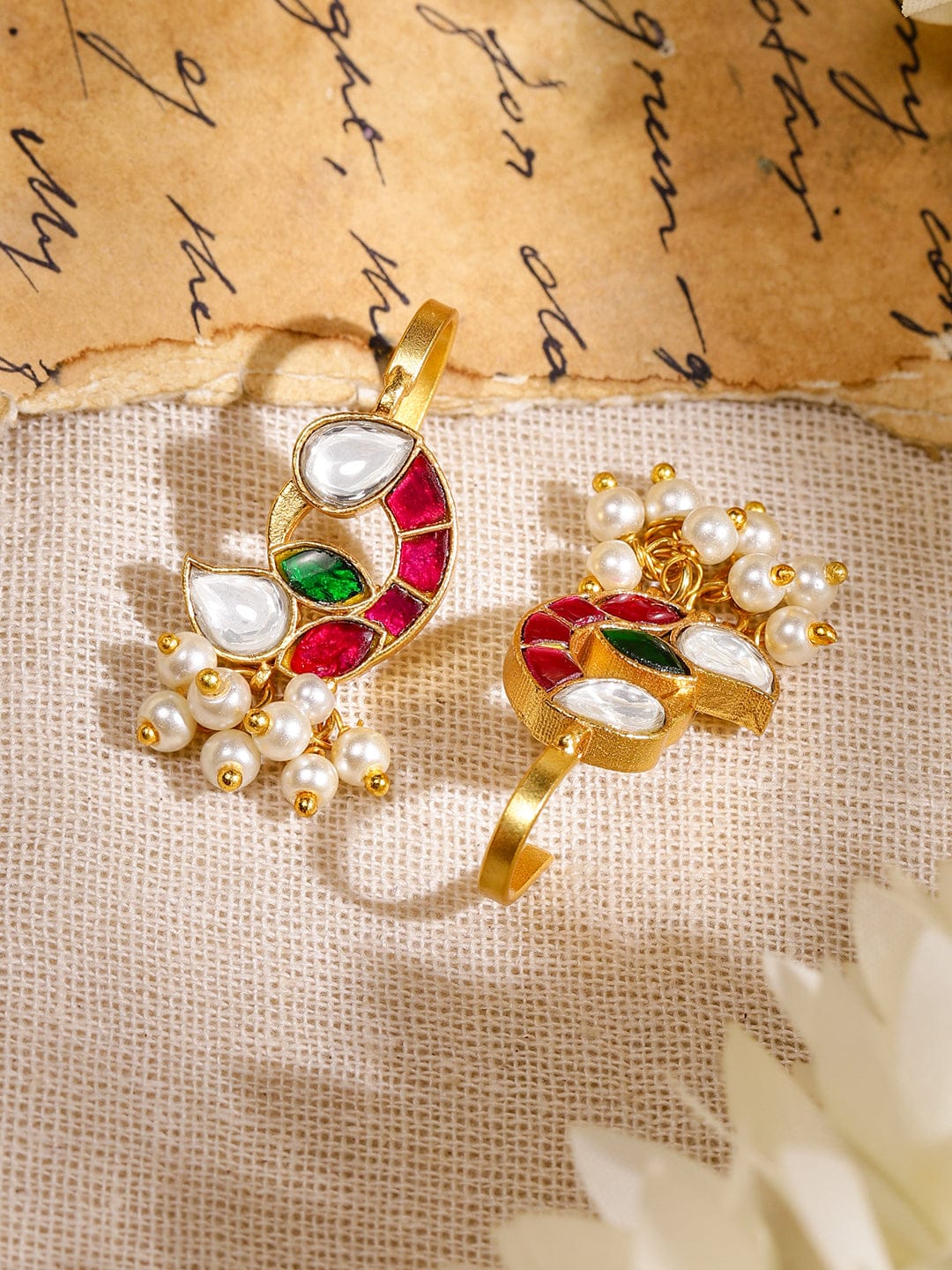 Majestic Pink White Kundan Ear Cuff フリーサイズ
