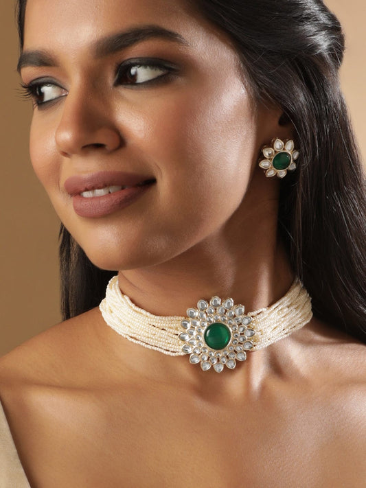 Rubans Multiple White Beaded Chains Pendant Choker Set Silver::Green