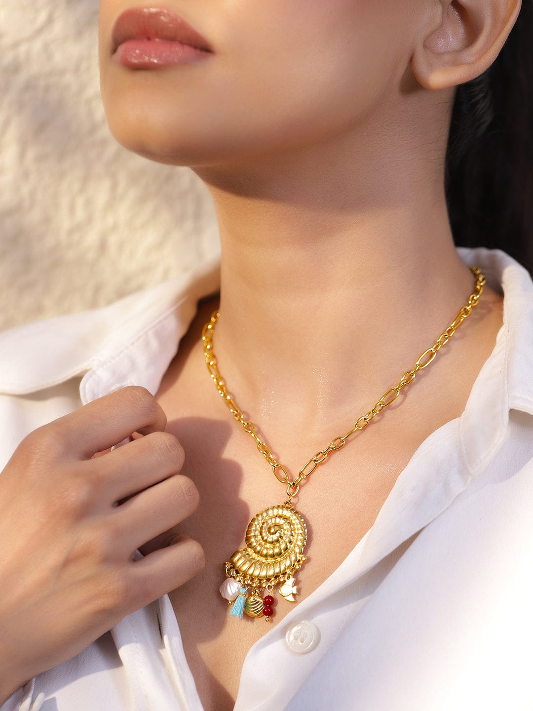 Oceanic Spiral Shell Multicolour Pendant Necklace フリーサイズ