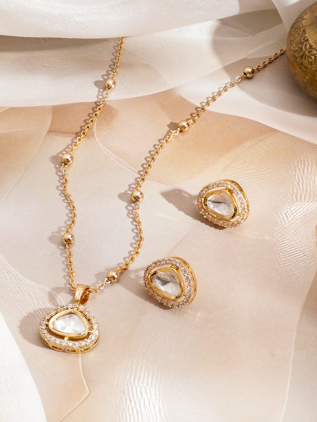 Polished Look American Diamond Zirconia Studded Pendant Set フリーサイズ