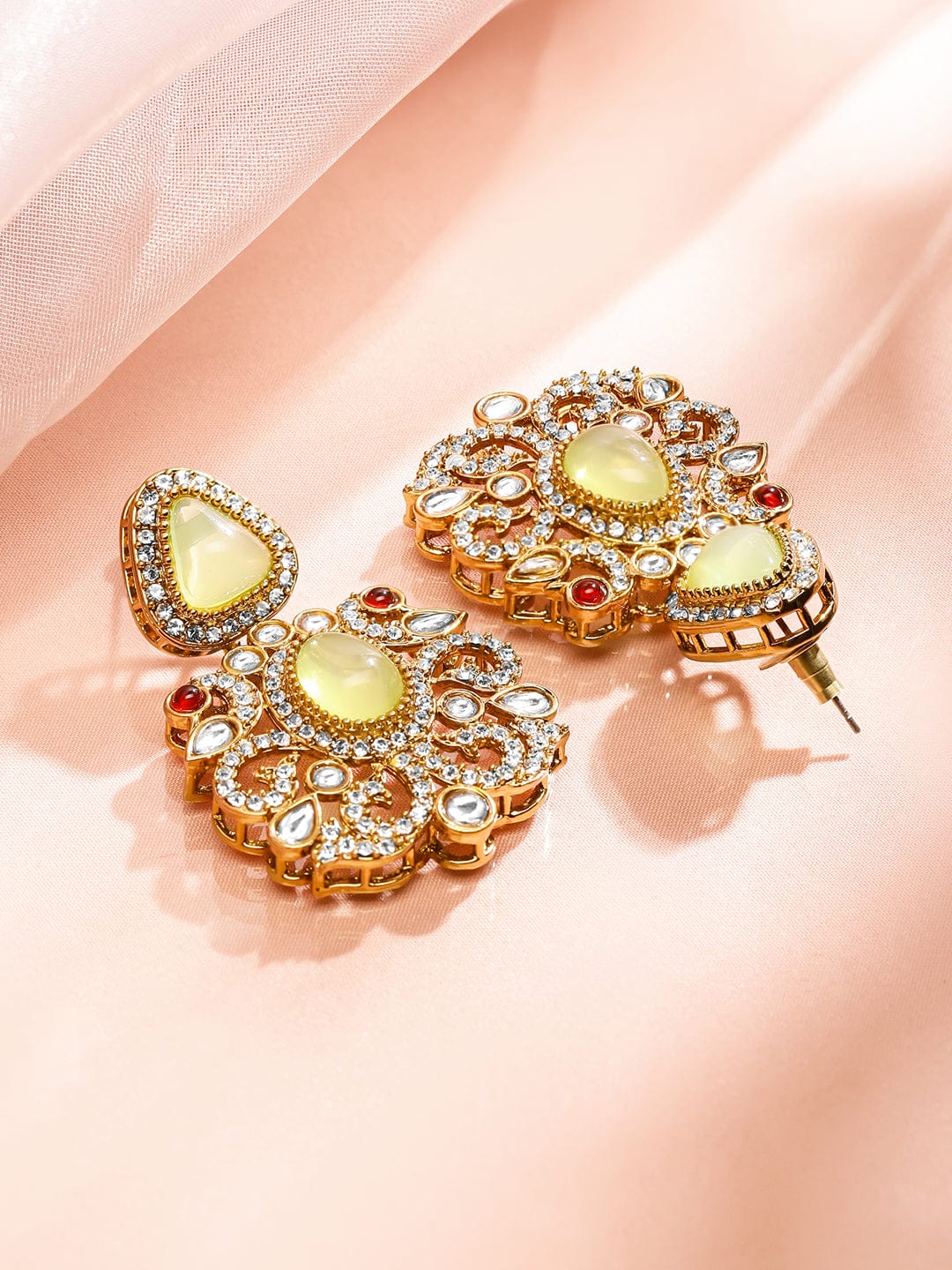 Prismatic Floral American Diamond Zirconia Danglers フリーサイズ