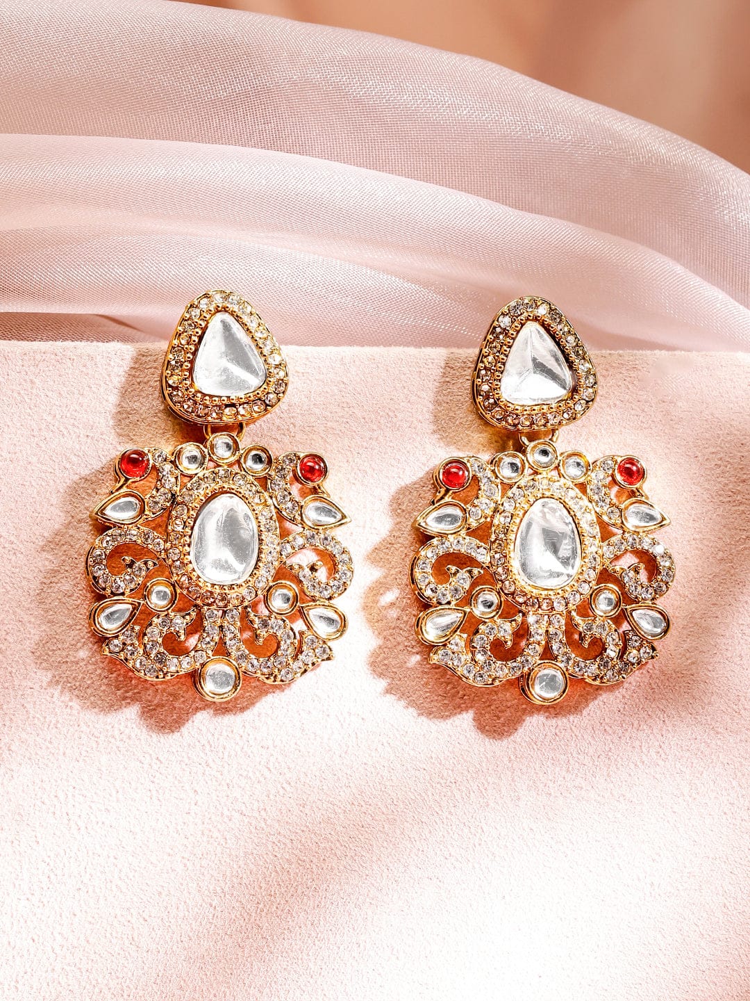 Prismatic Floral American Diamond Zirconia Danglers フリーサイズ