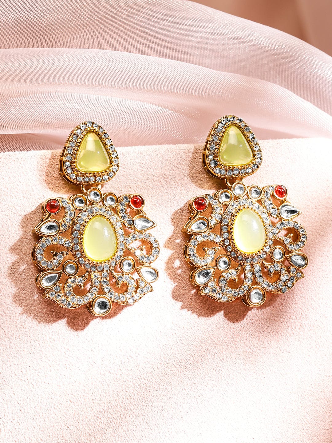 Prismatic Floral American Diamond Zirconia Danglers フリーサイズ