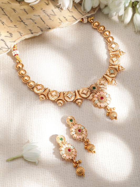 Golden Floral Design Necklace Set Gold