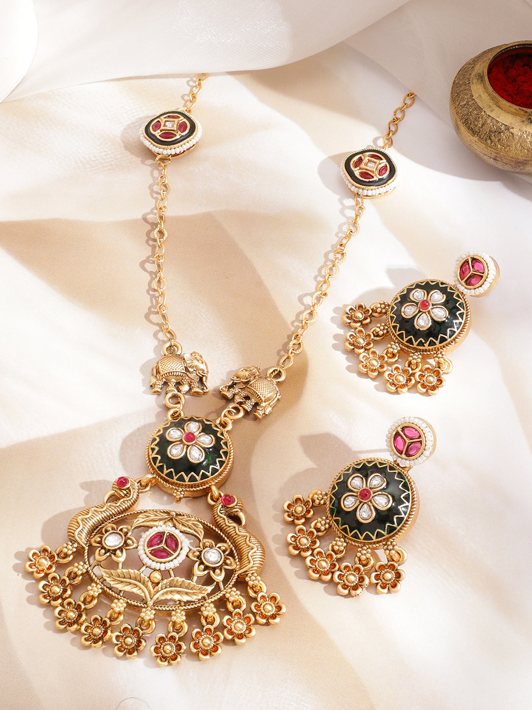 Gold Elephant & Peacock Motif Floral Drops Necklace Set フリーサイズ