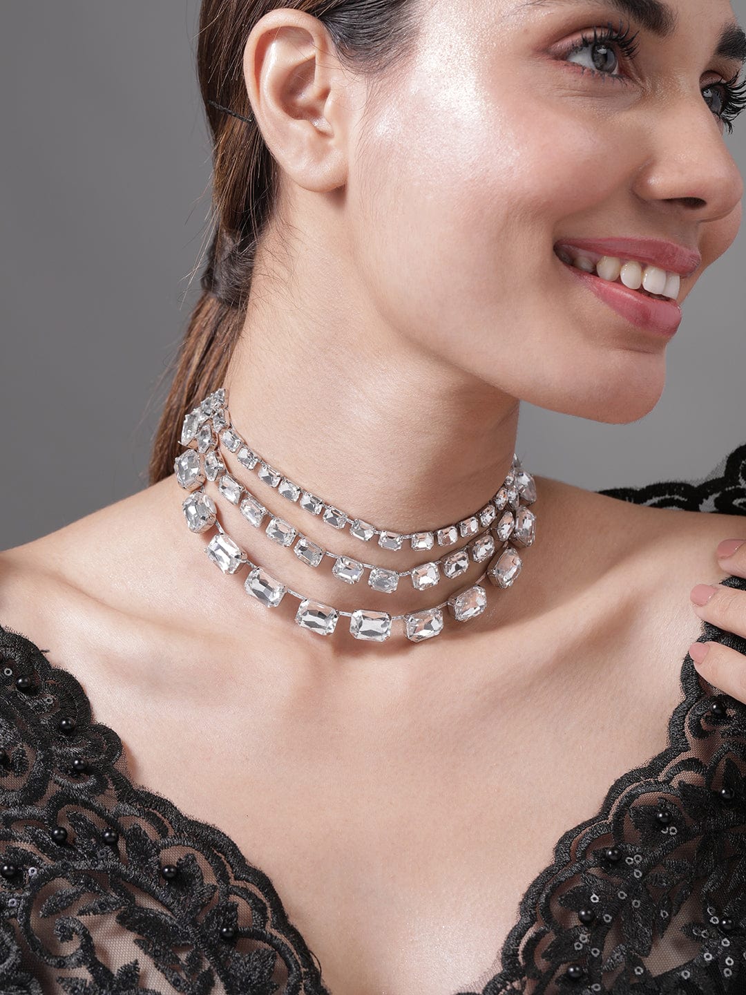 Three layer white studded choker フリーサイズ