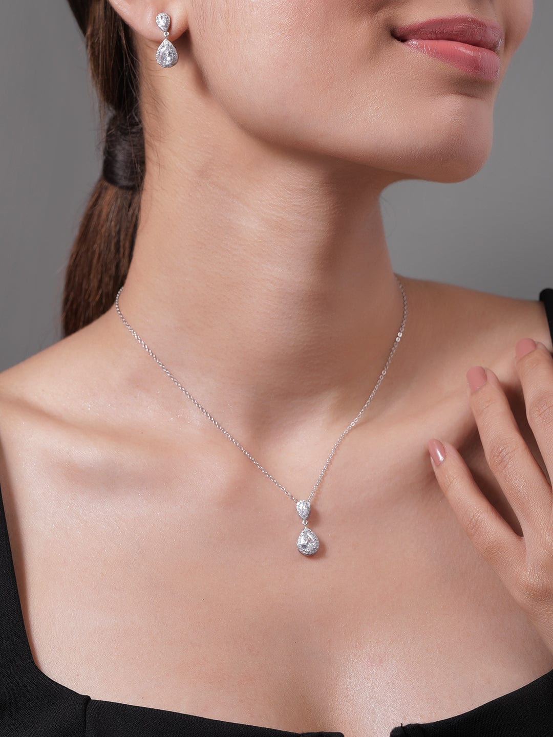 Teardrop Studded American Diamond Zirconia Necklace Set Silver