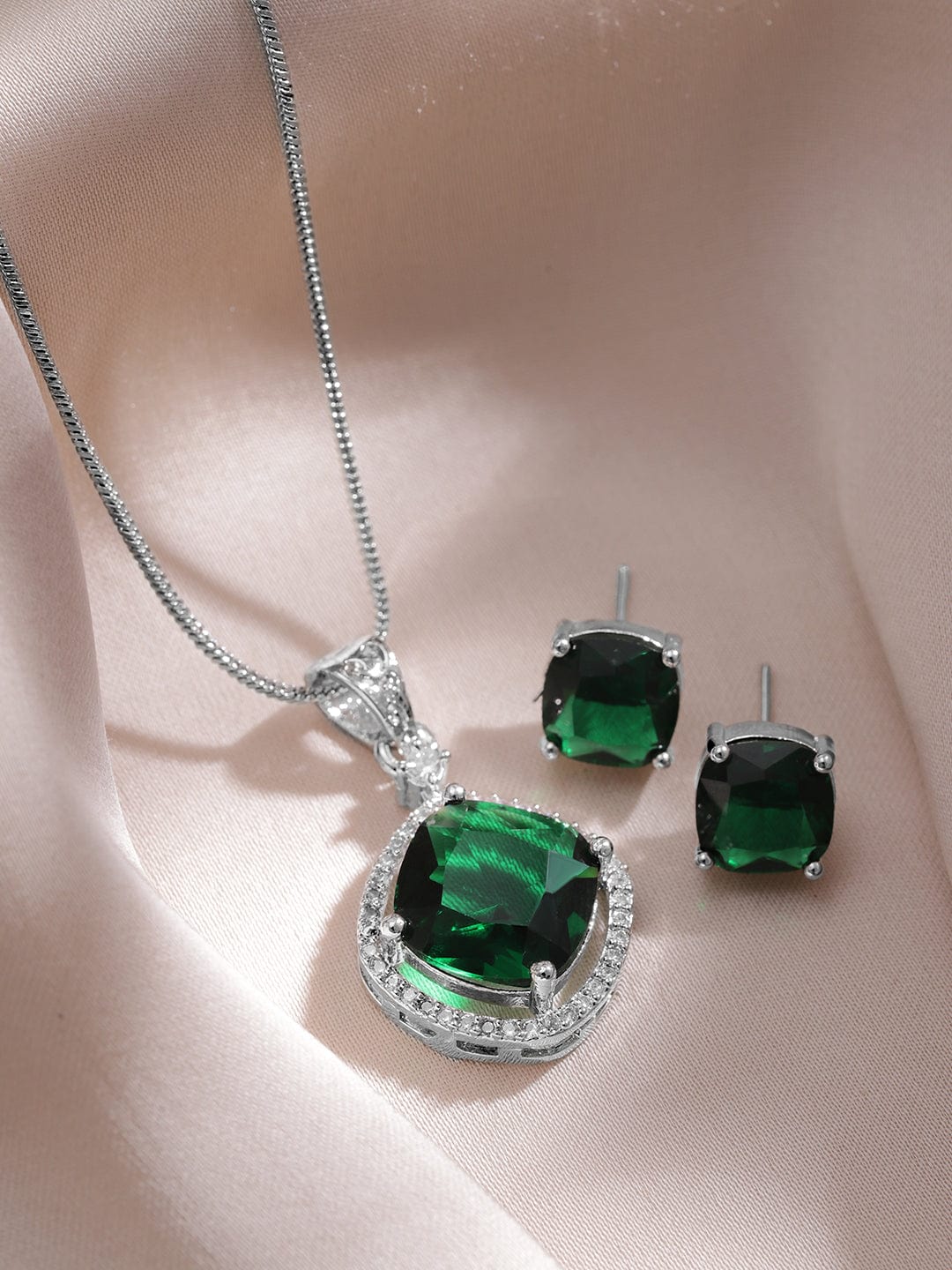 American Diamond Zirconia Emerald Studded Pendant Necklace Set Green