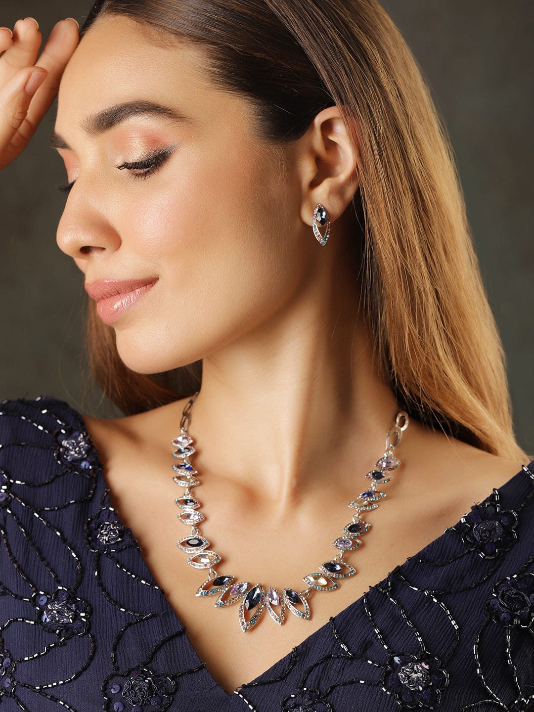 Multicolour Studded Necklace Set Multicolor