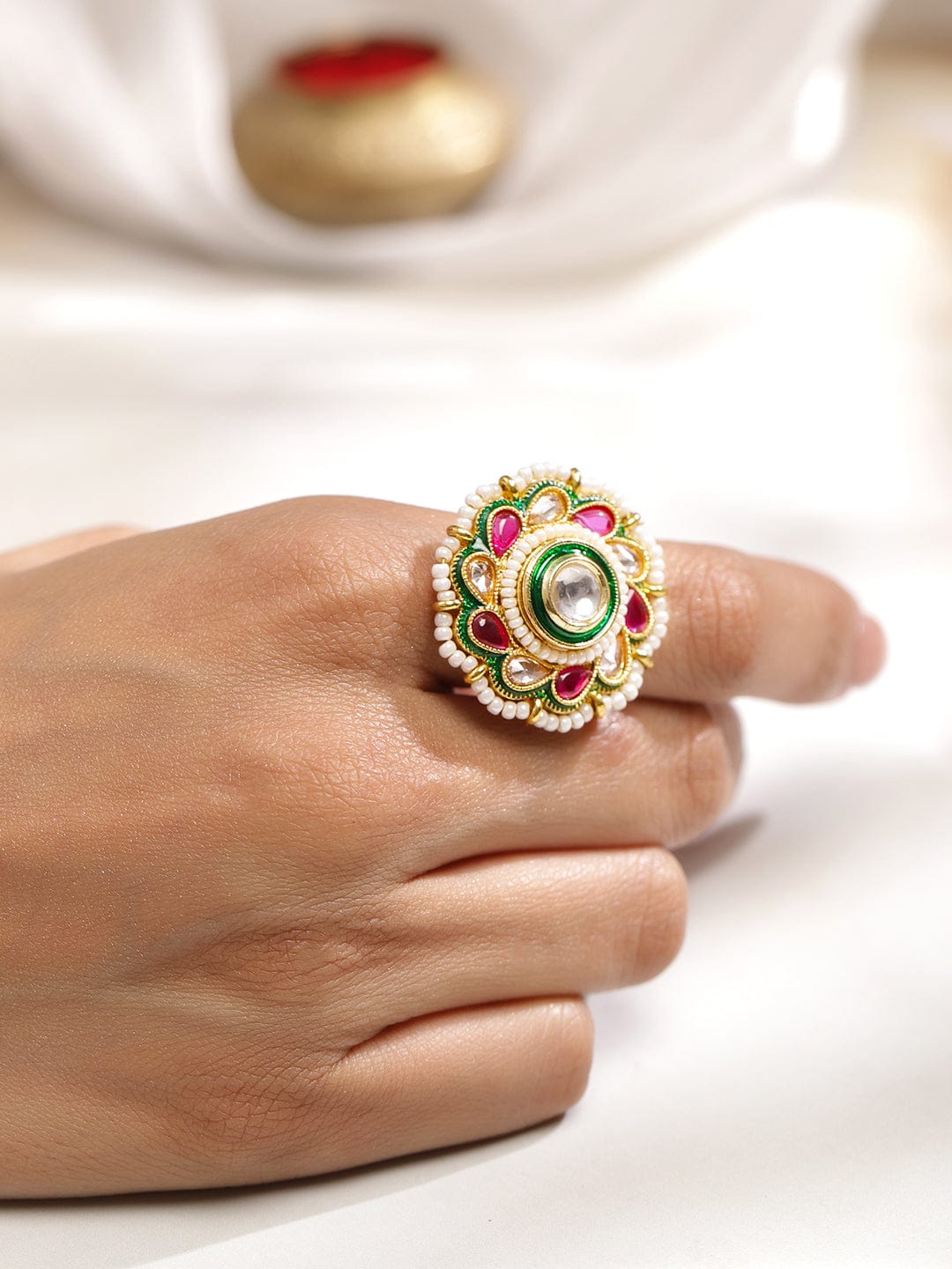 Roses & Regalia Kundan Ring フリーサイズ