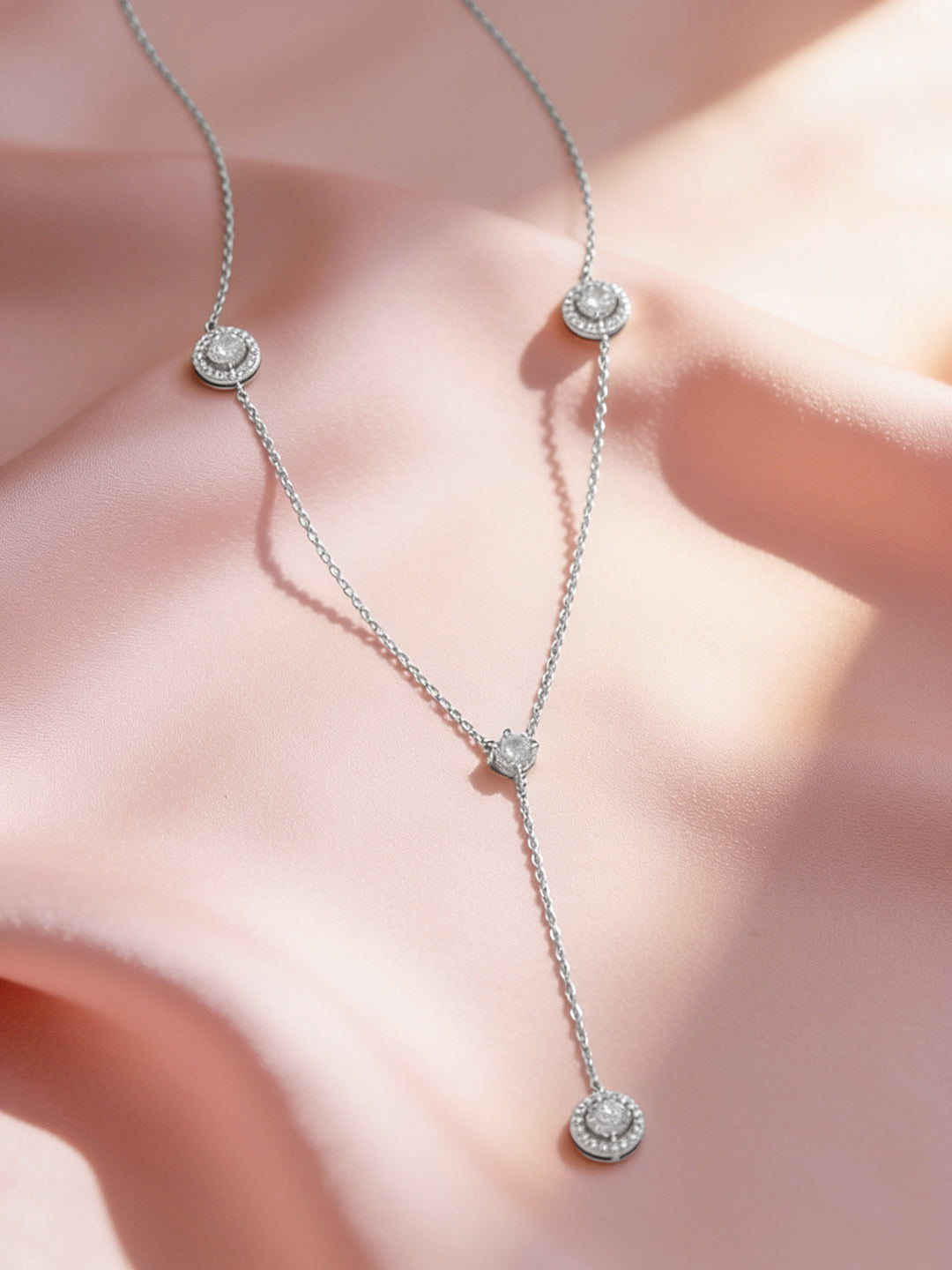 925 Fine Silver Rhodium Plated Round Charm Necklace フリーサイズ