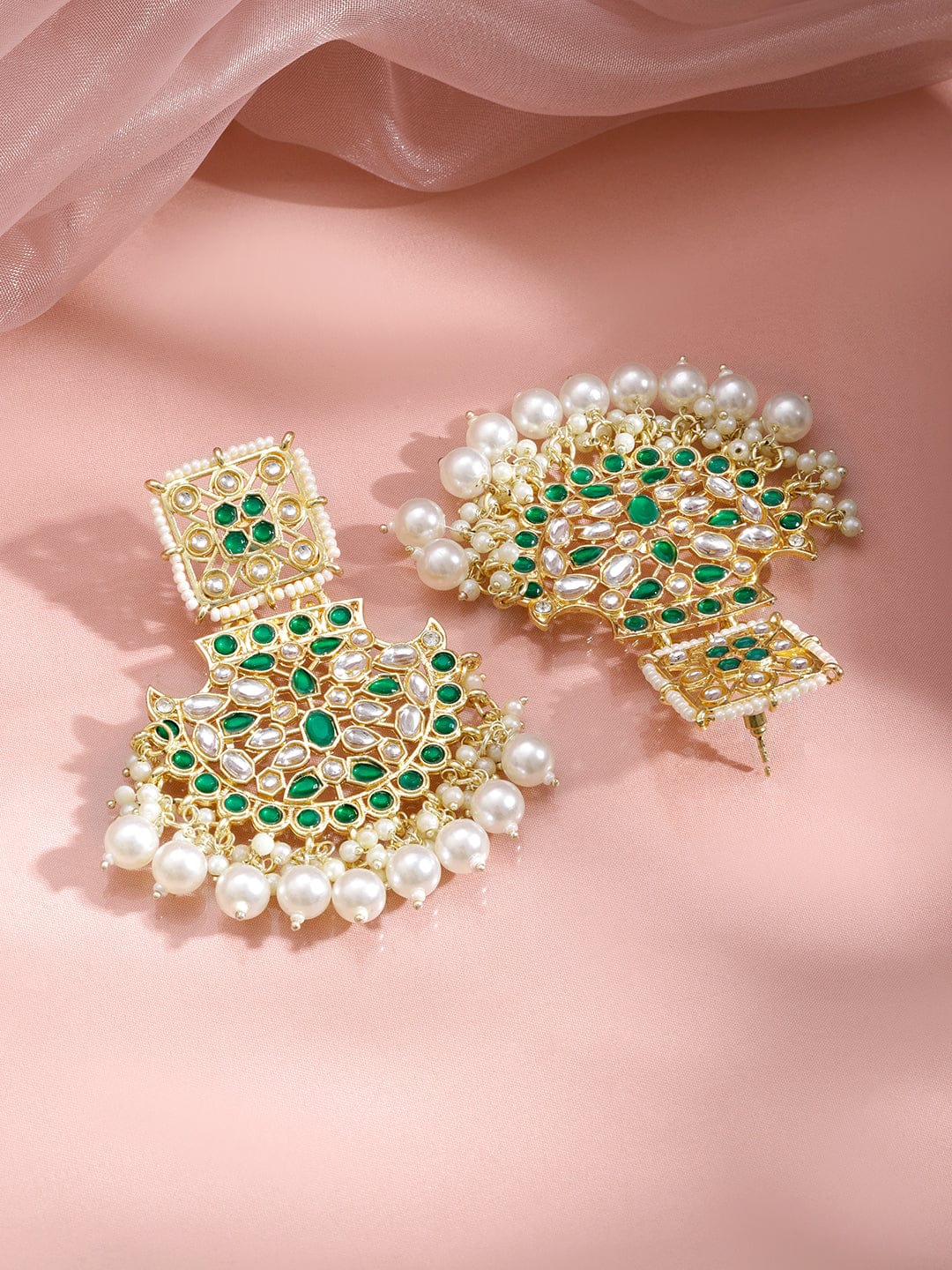 Green Kundan Chandbalis With Pearl Drops フリーサイズ
