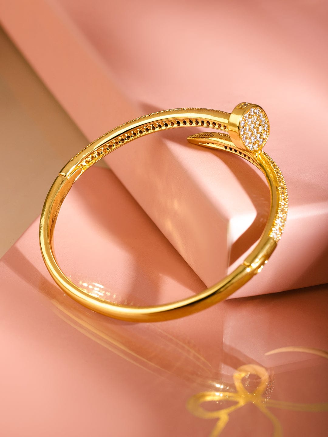 【Rubans】 18K Gold-Plated Cubic Zirconia Studded Openable Nail Design Bracelet｜18K ゴールドメッキ ジルコニア ネイルデザイン オープンブレスレット