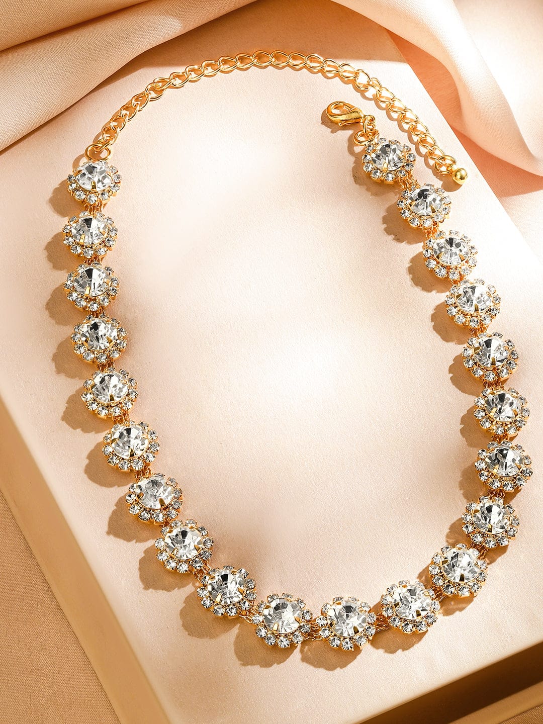 【Rubans】 Crystal Studded Floral Design Necklace｜18K ゴールドメッキ キュービックジルコニア ステートメント ネックレス