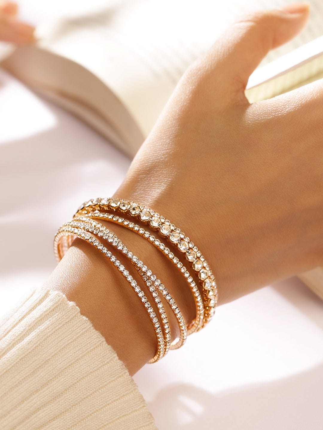 【Rubans】 18K Gold-Plated Cuff Bracelet with Sparkling AD & Cubic Zirconia Stones｜18K ゴールドメッキ AD キュービックジルコニア カフブレスレット｜フリーサイズ