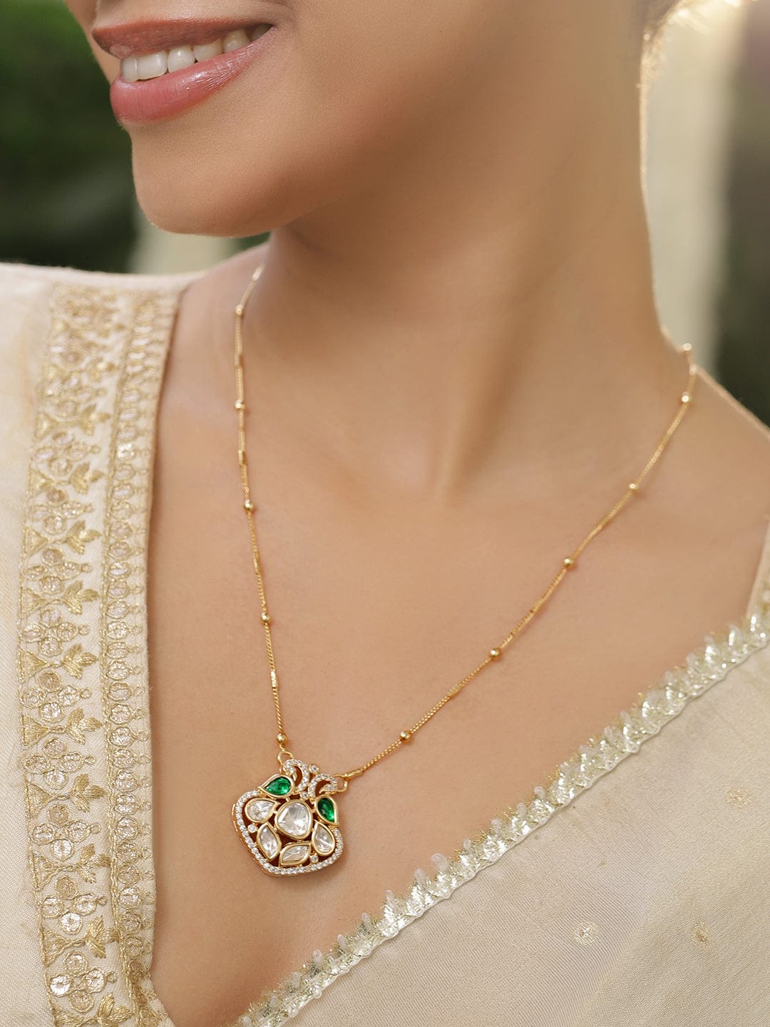 Captivating Green Kundan & American Diamond Zirconia Pendant Necklace フリーサイズ