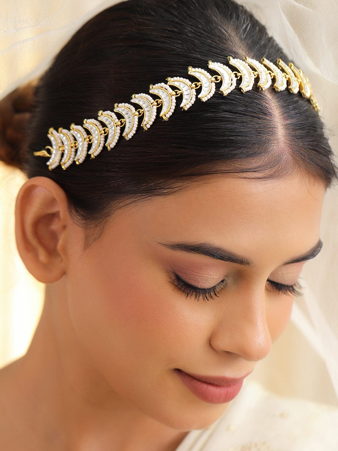 White Kundan Starfall Braid Brooch Gold