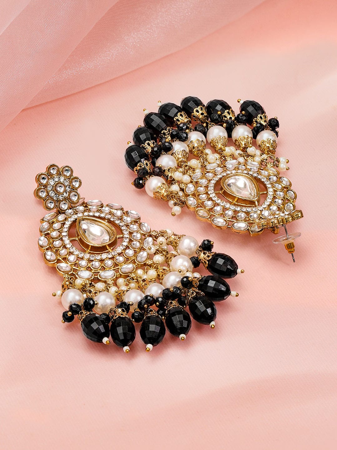 Black Bloom Kundan Chandelier Earrings フリーサイズ