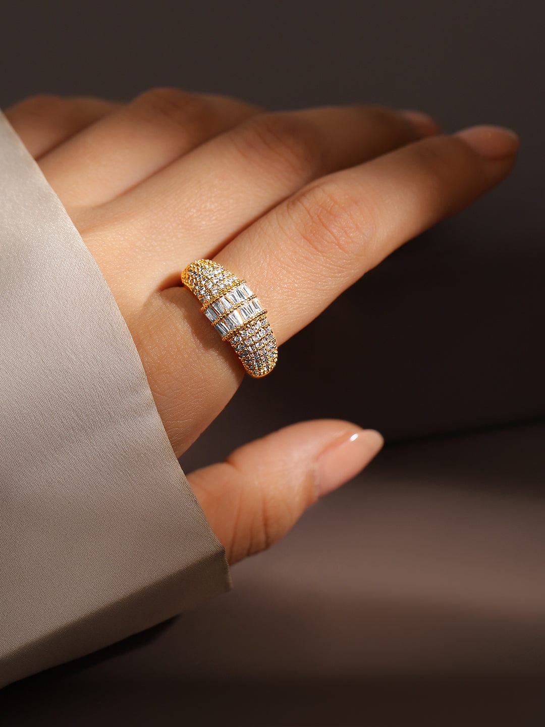 Gold Ring In American Diamond Zirconia Gold