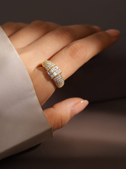 Gold Ring In American Diamond Zirconia Gold