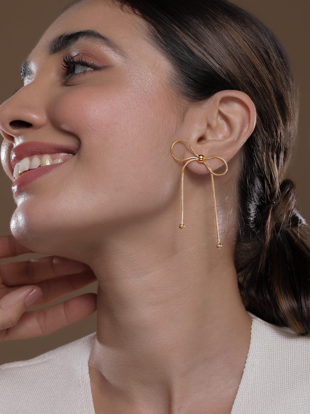 Golden Ribbon Drop Earrings Gold