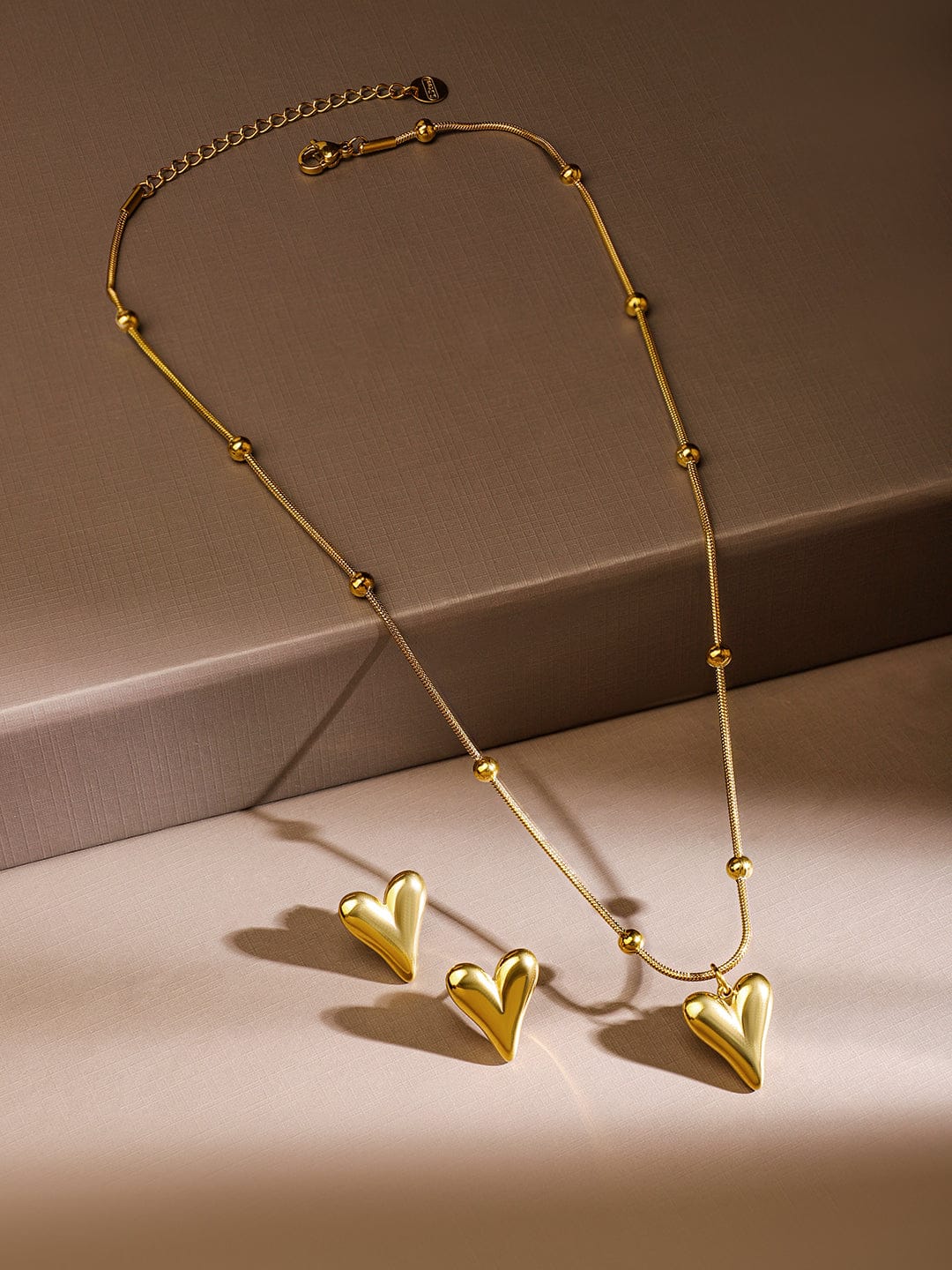 Golden Heart Pendant Set Gold