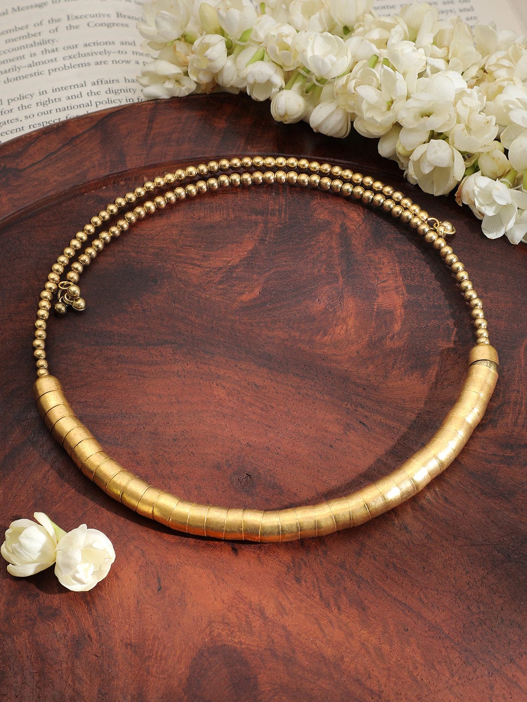Gracefully Textured Golden Statement Choker フリーサイズ