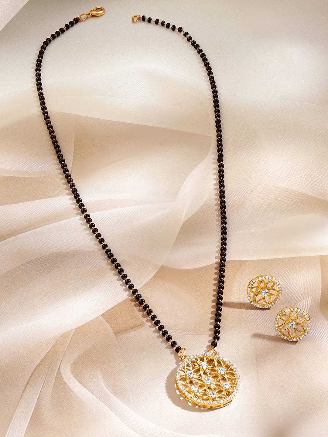 American Diamond Zirconia Gold Floral Pendant Mangalsutra Set Gold