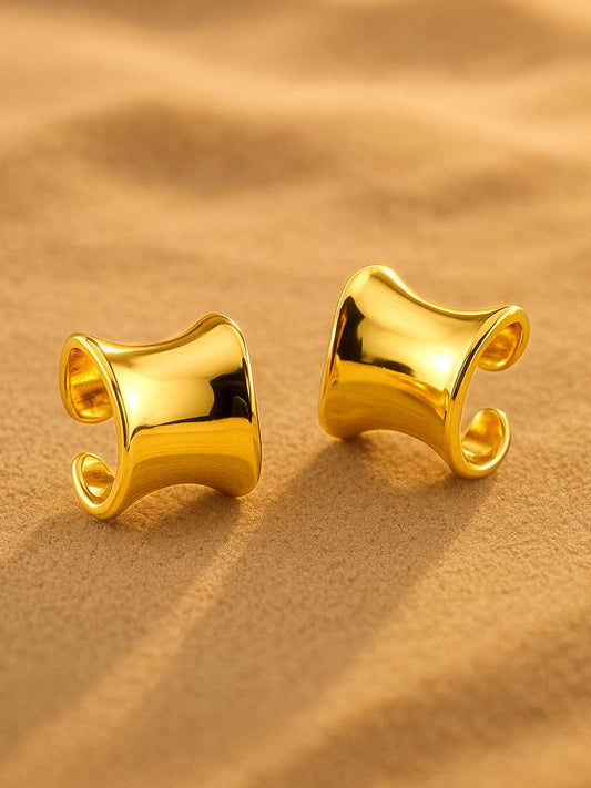 【Rubans】 18KT Gold Plated Bold Hoop Earrings in Stainless Steel, Tarnish-Free｜18K ゴールドメッキ ステンレススチール ボールド フープイヤリング（変色しにくい）