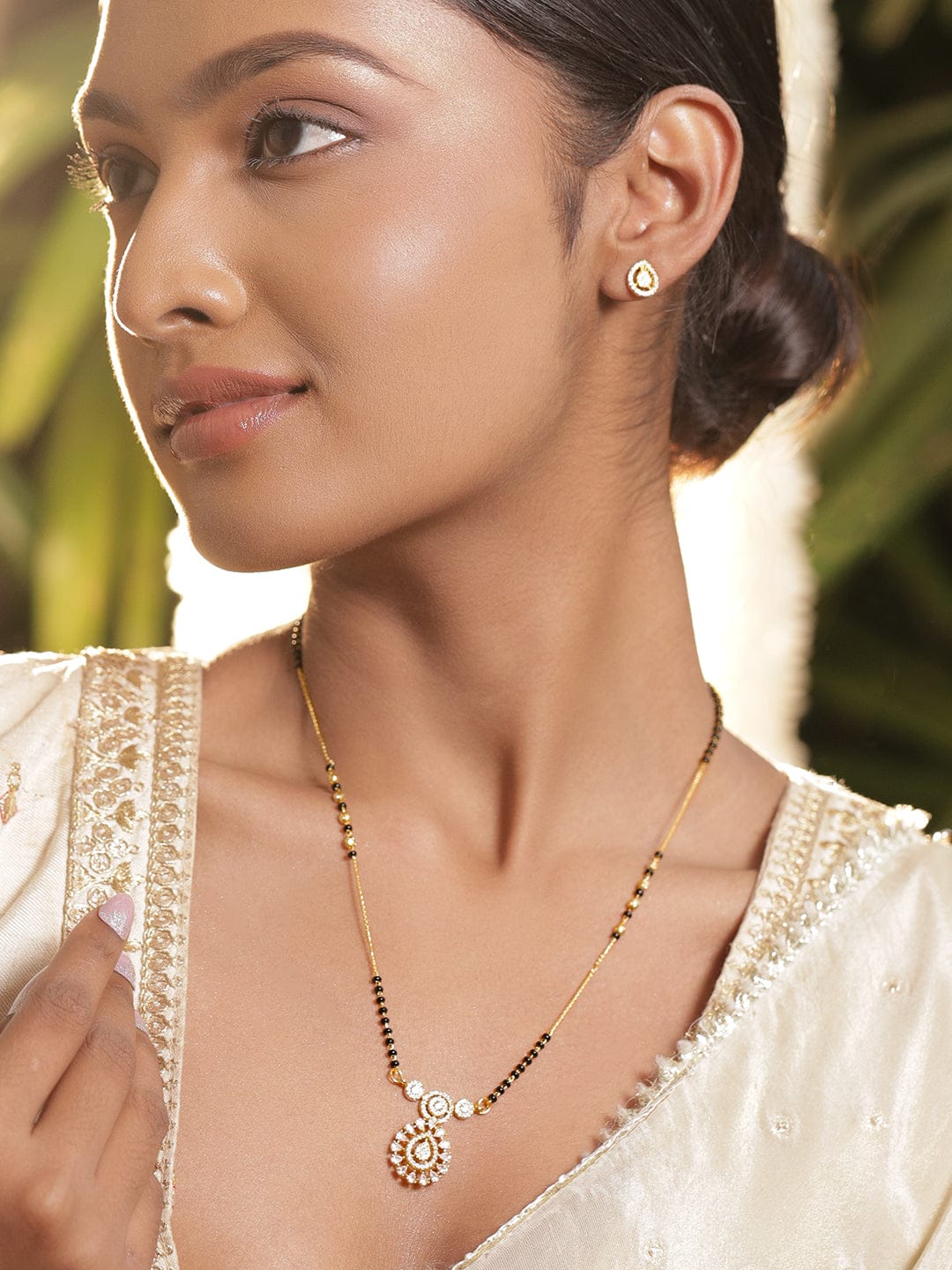 American Diamond Zirconia Teardrop Mangalsutra With Earrings フリーサイズ