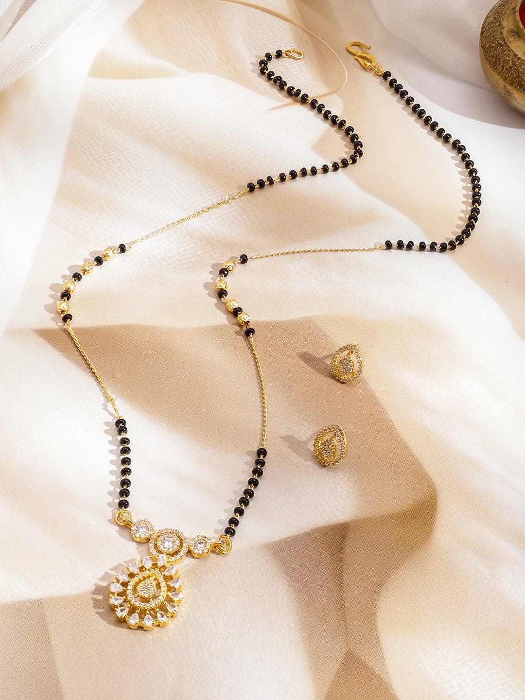 American Diamond Zirconia Teardrop Mangalsutra With Earrings フリーサイズ