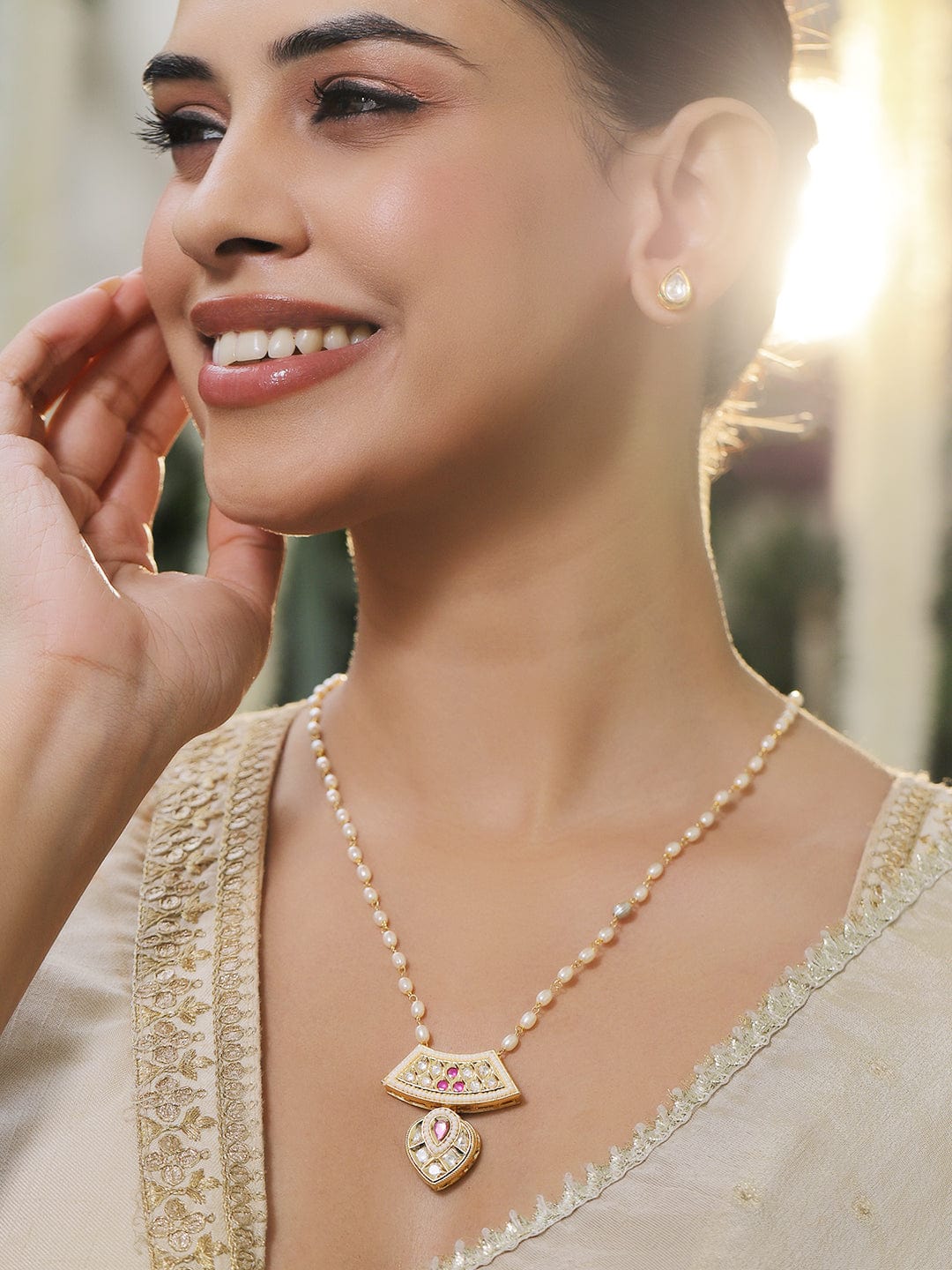 Subtle Spark Pink Kundan Necklace Set フリーサイズ
