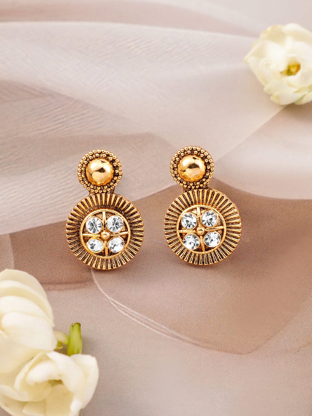 White Beaded Golden Necklace Set Gold