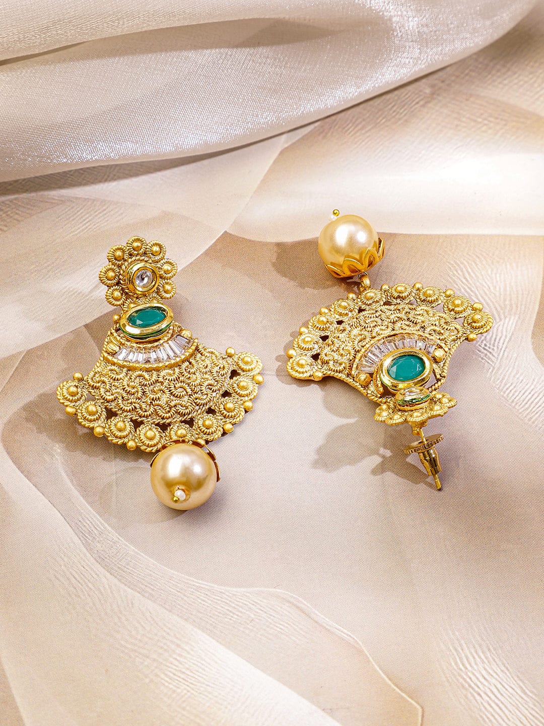 Emerald Studded Golden Necklace Set Green