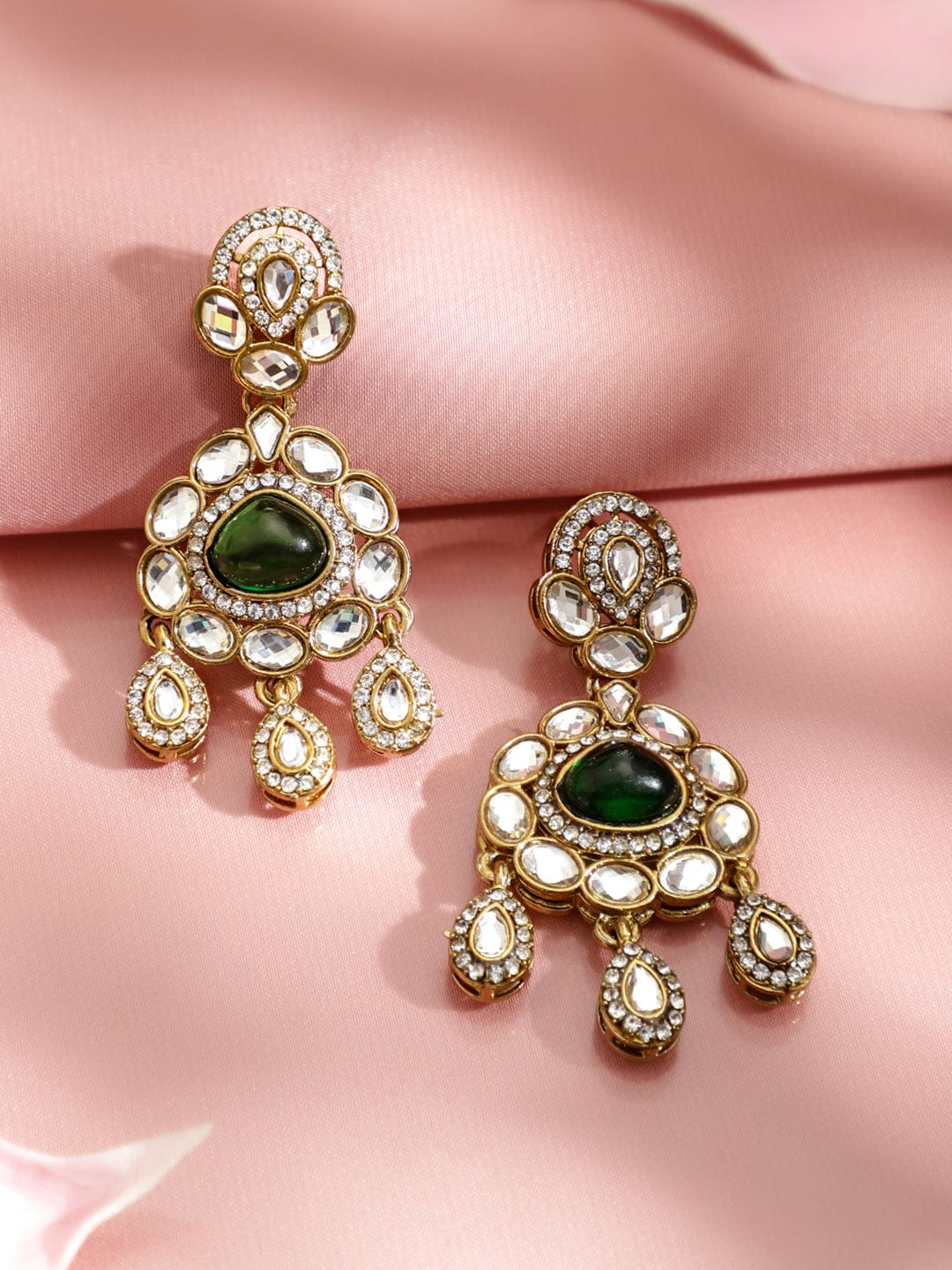 Majestic Green White Kundan Danglers フリーサイズ