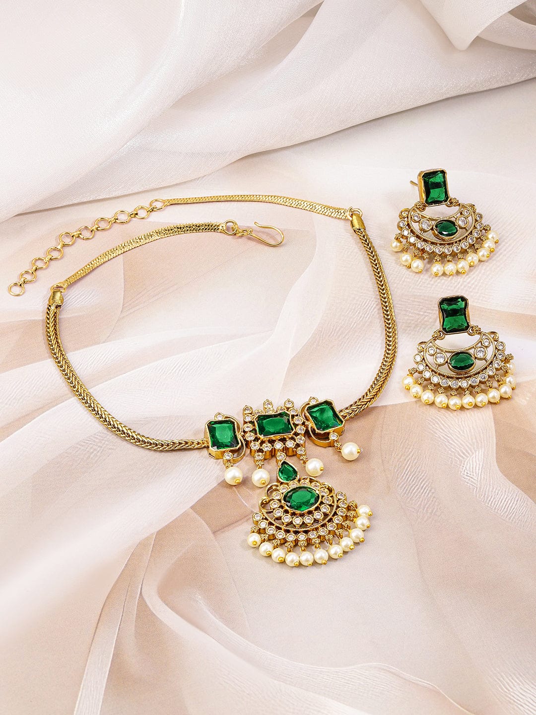 Emerald Studded Pearl Drop Gold Necklace Set Green