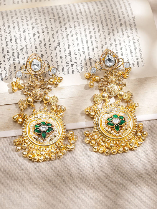 【Rubans】 22K Gold-Plated Emerald Green & White Stone Floral Statement Danglers｜22K ゴールドメッキ エメラルドグリーン＆ホワイトストーン フローラル ステートメント ダングラー