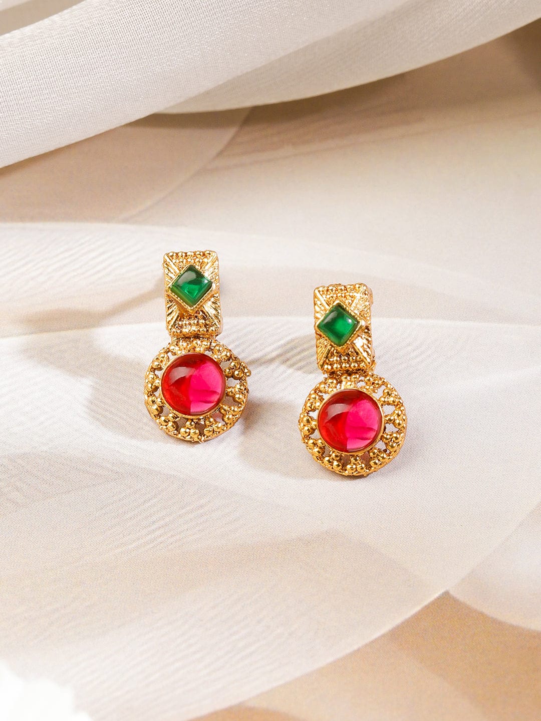 Green & Red Studded Golden Necklace Set フリーサイズ