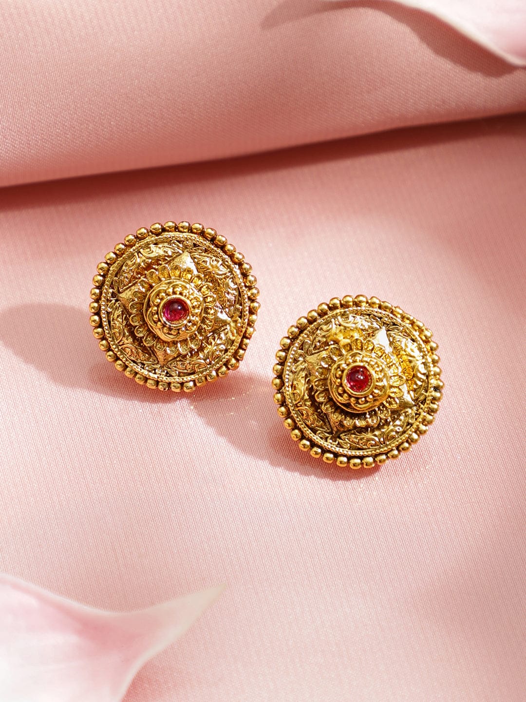 Gold Toned Round Pendant Necklace Set フリーサイズ