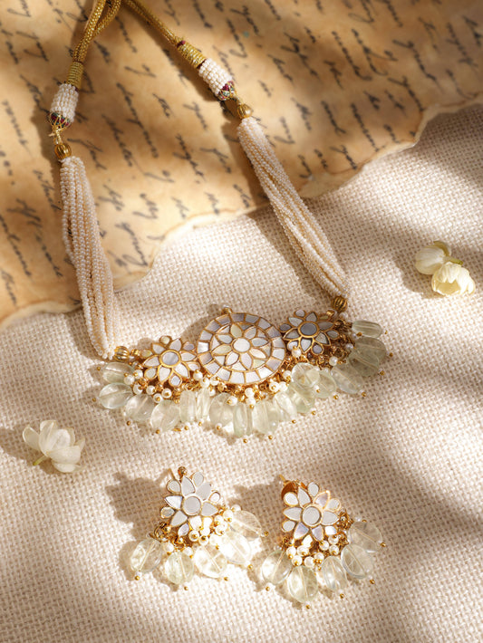Vintage Charm Kundan Pearl Choker Set Gold