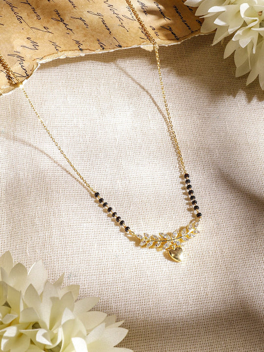 Rubans 22K Gold-Plated Mangalsutra Necklace with Black Beads, Heart-Shaped Pendant & Cubic Zirconia for Women フリーサイズ